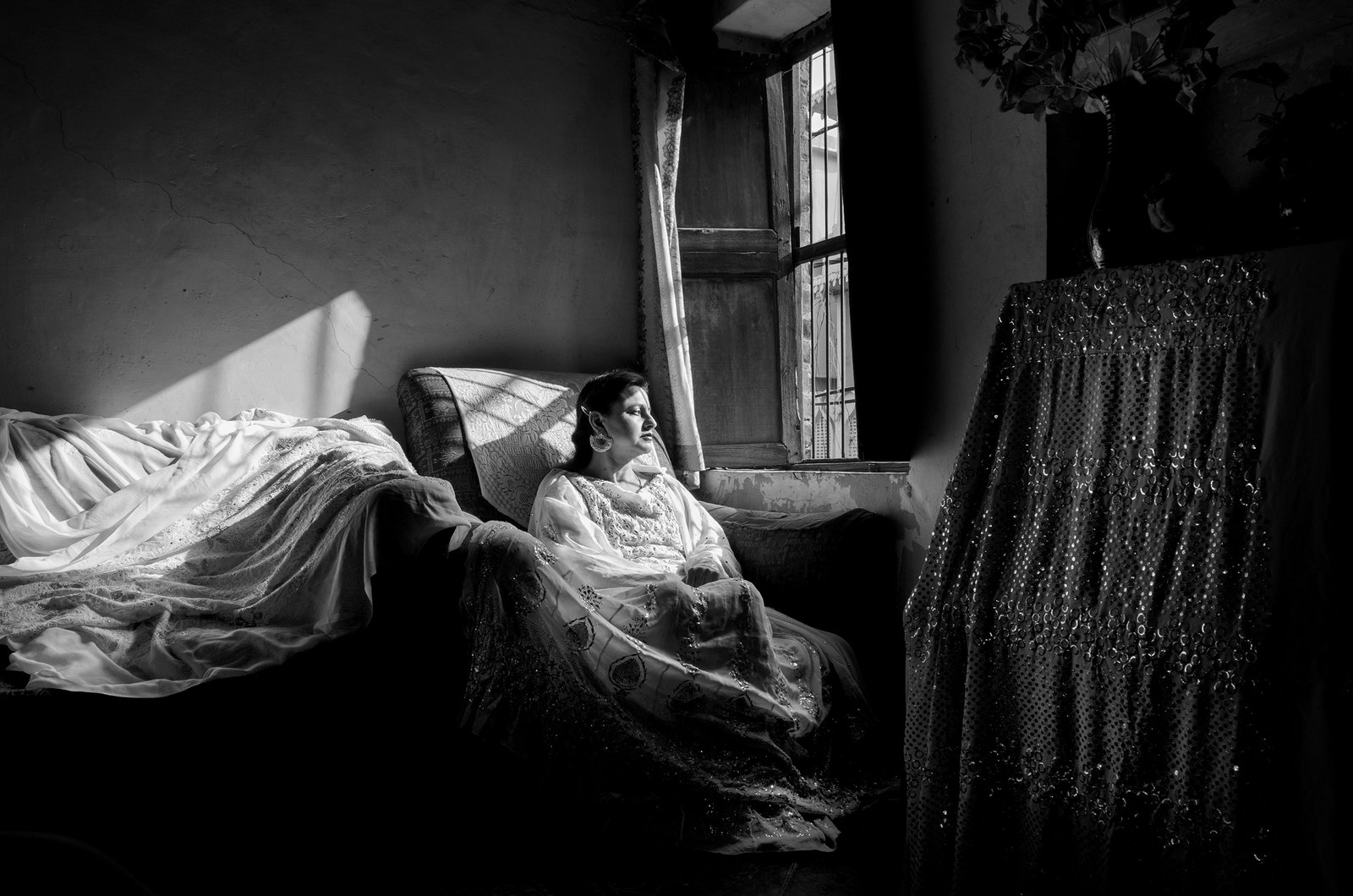 Photograph by Taha Ahmad from the series Swan Song of the Badlas